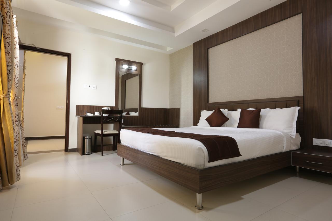 Atlanta Park Chennai Hotel Tambaram ภายนอก รูปภาพ