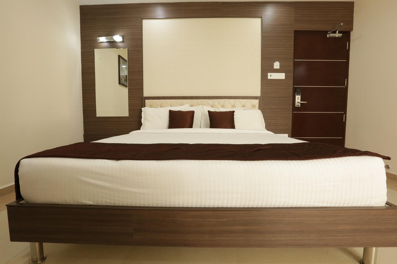 Atlanta Park Chennai Hotel Tambaram ภายนอก รูปภาพ