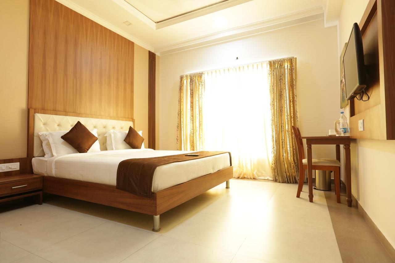 Atlanta Park Chennai Hotel Tambaram ภายนอก รูปภาพ
