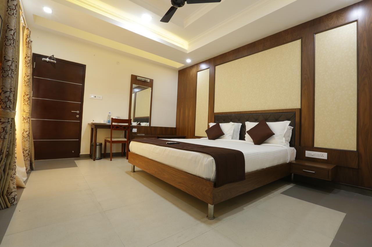 Atlanta Park Chennai Hotel Tambaram ภายนอก รูปภาพ