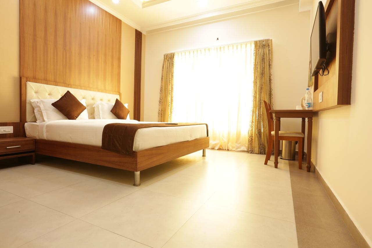 Atlanta Park Chennai Hotel Tambaram ภายนอก รูปภาพ